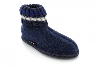 HAFLINGER Paul, jeans -  HAFLINGER Paul - H�ttenschuhe aus Walkstoff f�r Damen und Herren von , die Schlichtkeit und...